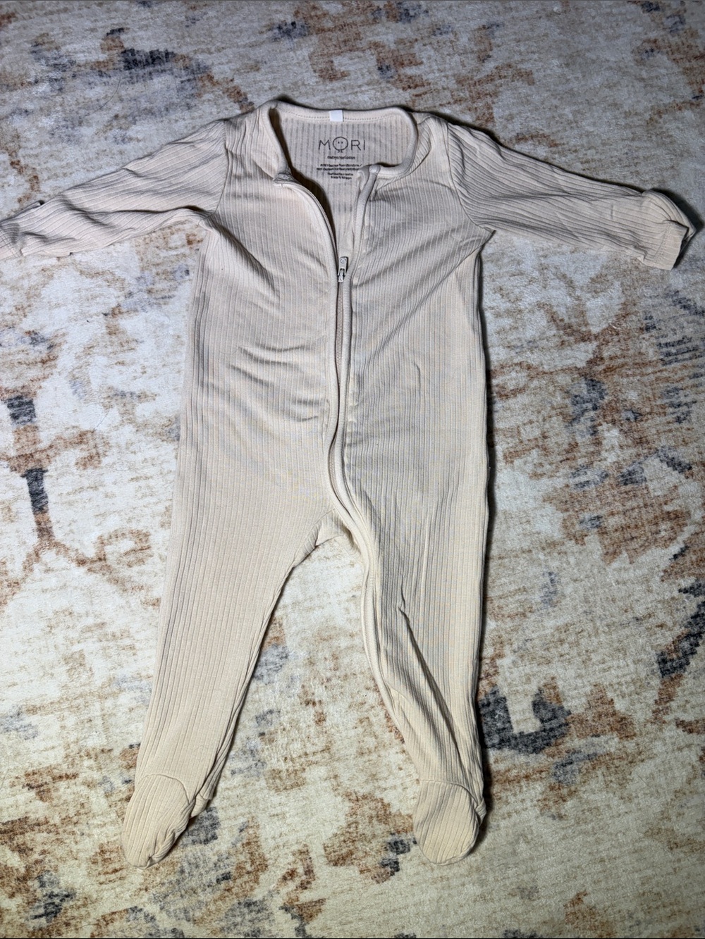 🧸 MORI Ribbed Footed Onesie - Soft Beige 3-6 Month Two Way Zipper Bamboo Cotton
